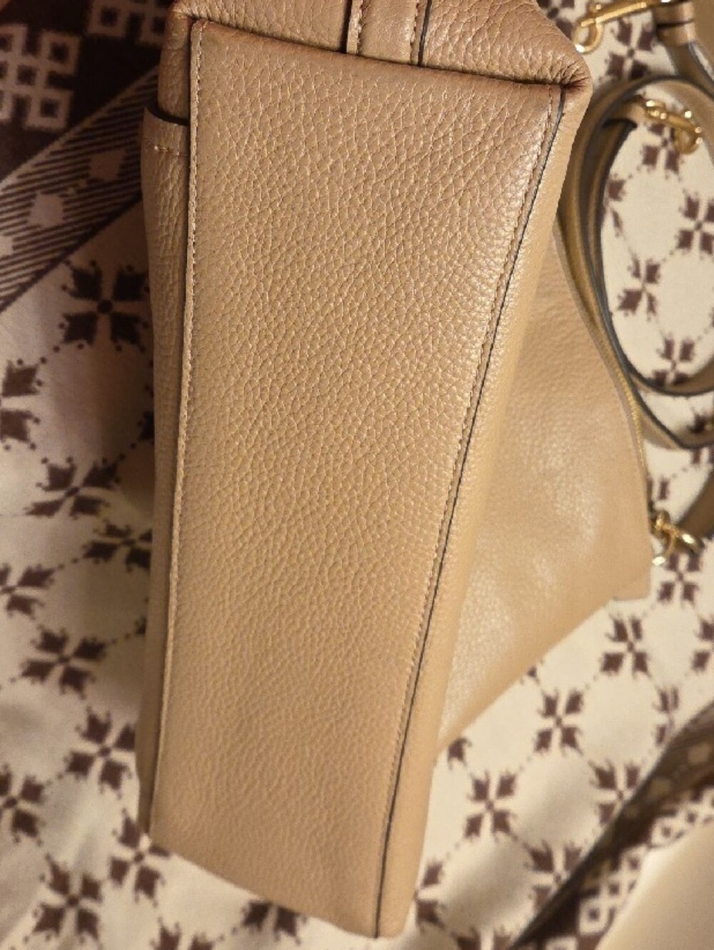 Marlon Coach Pebbled Leather Shoulder Bag and Wristlet -Taupe with Gold Hardware - Picture 8 of 12